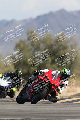 media/Oct-13-2025-Moto Forza (Mon) [[a66d839500]]/2-A Group/Session 4 Turn 7/